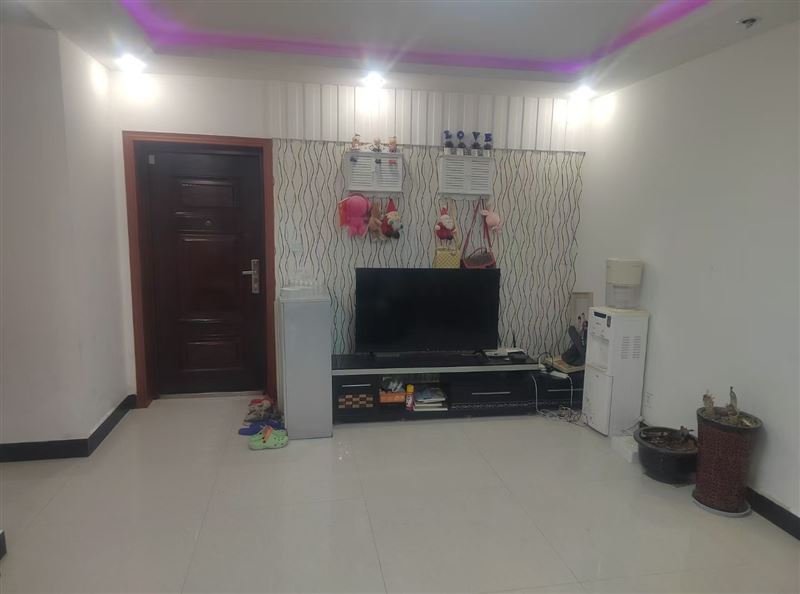 和谐家园小区有精装房对外出租