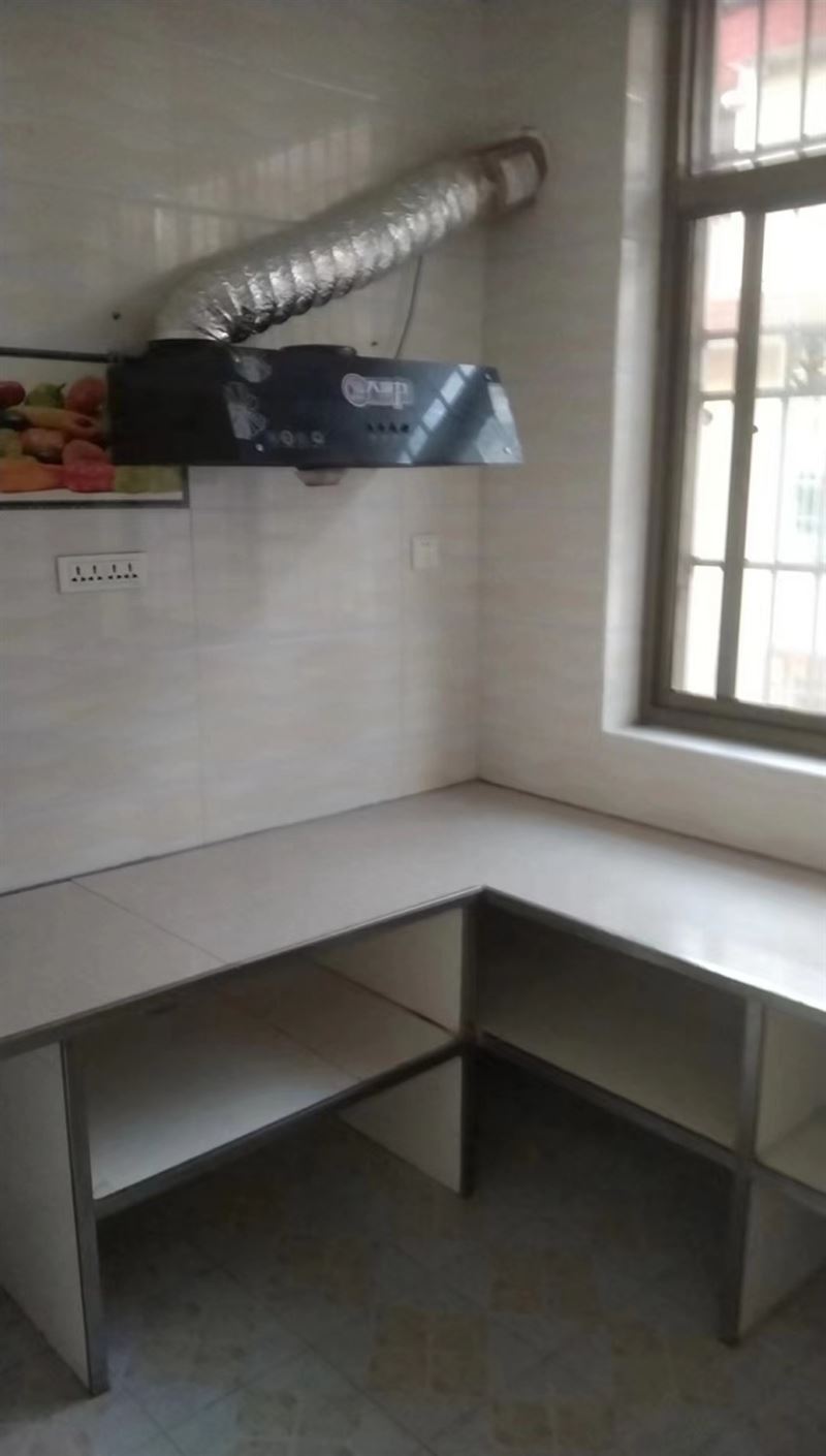 汉台区紫柏路万泰康居城后自建房1-5楼随时看房、交通便利、马上入住