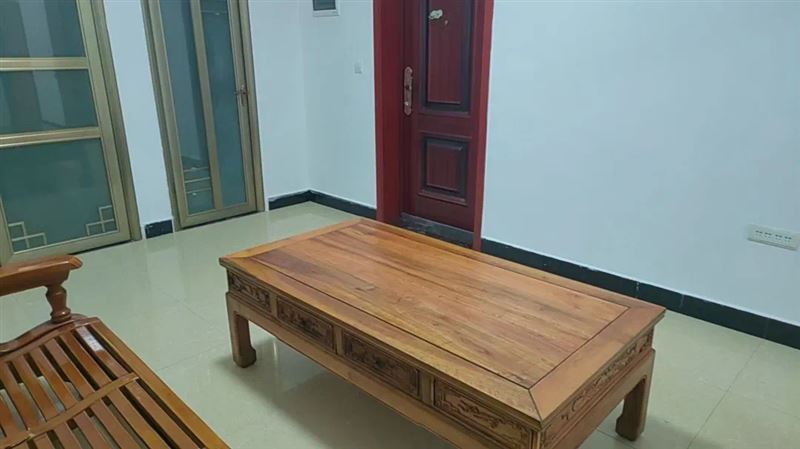 汉台区小吃城对面汉六中附近小套出租