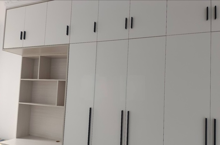 现有西环二路边上石家坝农行家属楼院内房屋对外出租