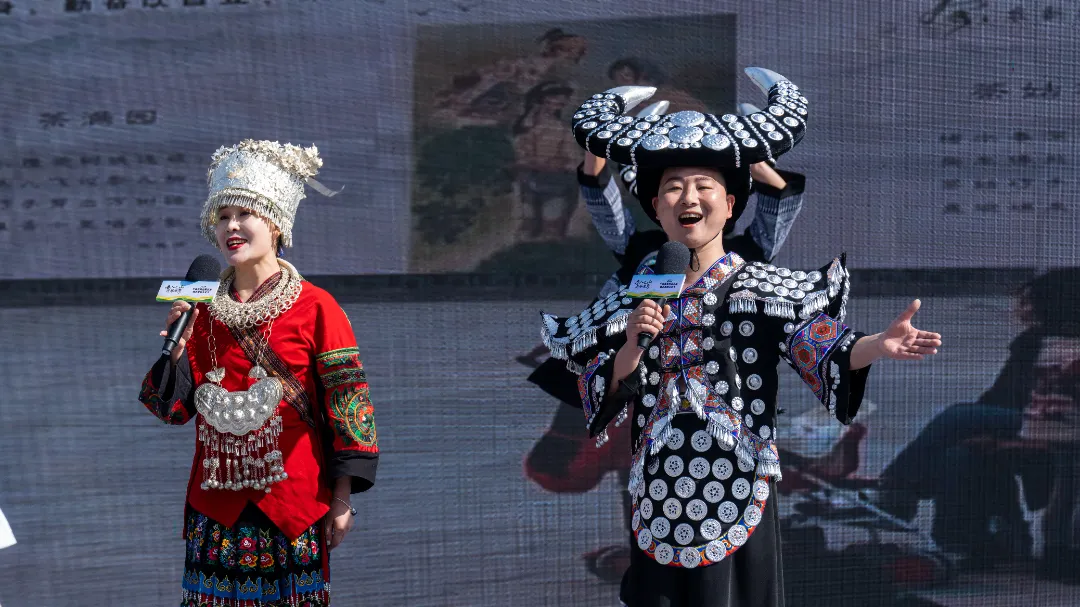 2025汉中镇巴春日盛宴，解锁油菜花海文旅新玩法！